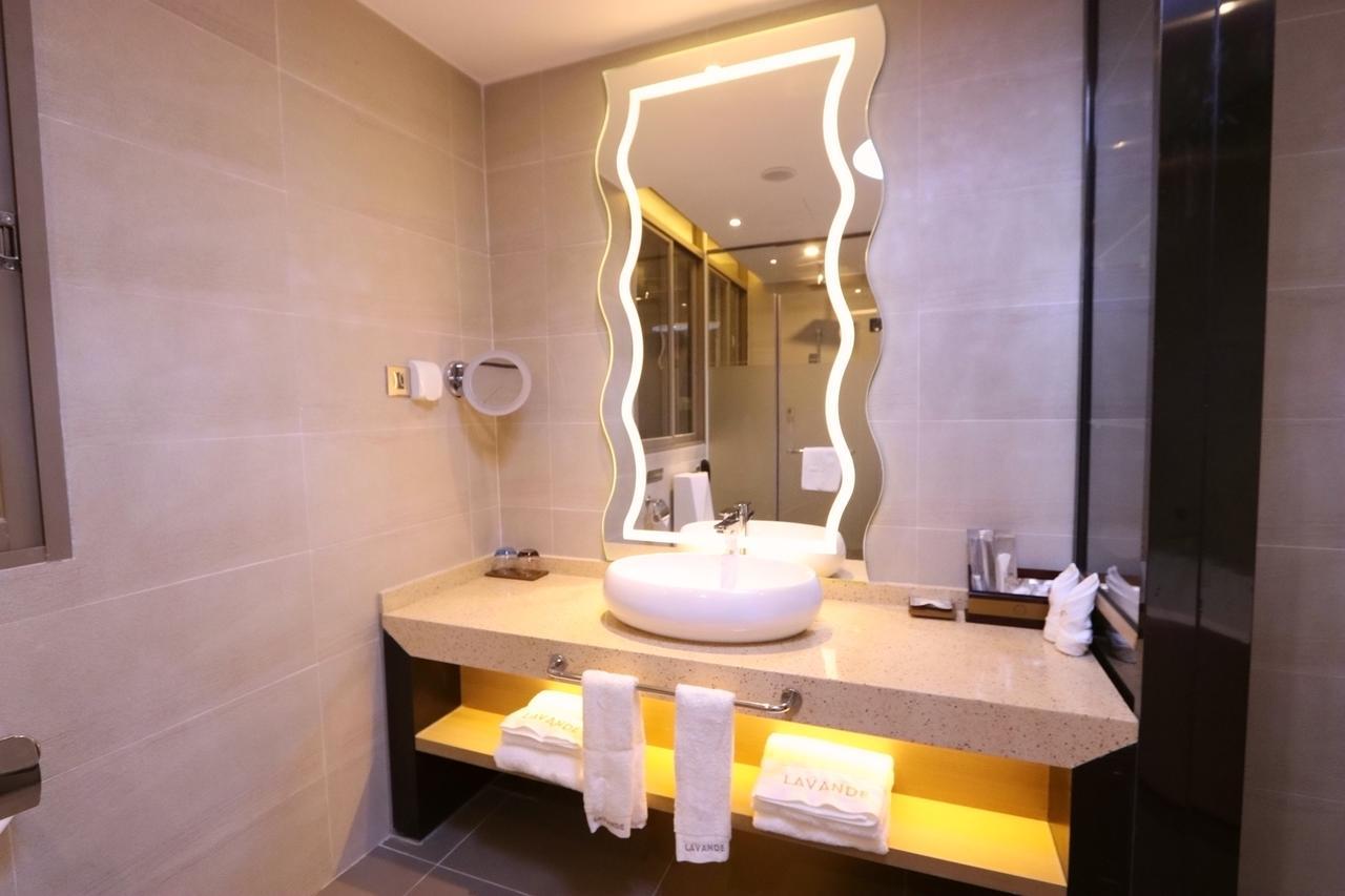 Lavande Hotel Foshan Yiwu Commodities City Екстер'єр фото